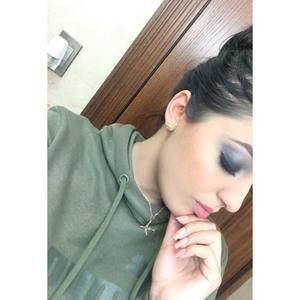 Meet your Posher, Sandy